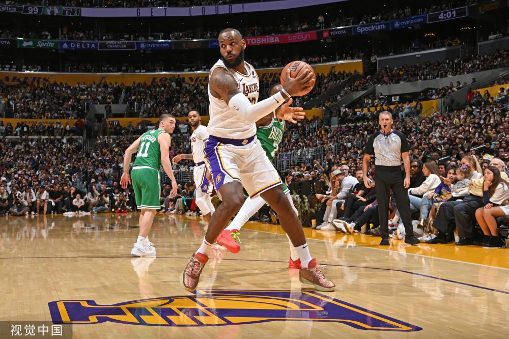 他的成就和 他的成就和