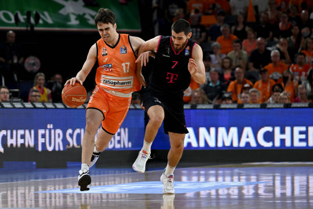 章加入更多 章加入更多